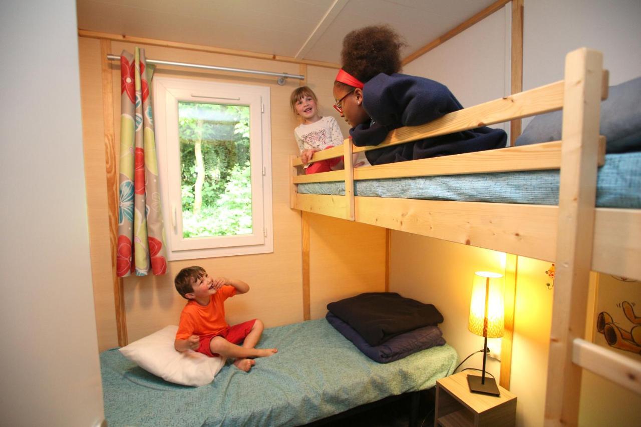 Camping Le Val De Trie Béhen Esterno foto