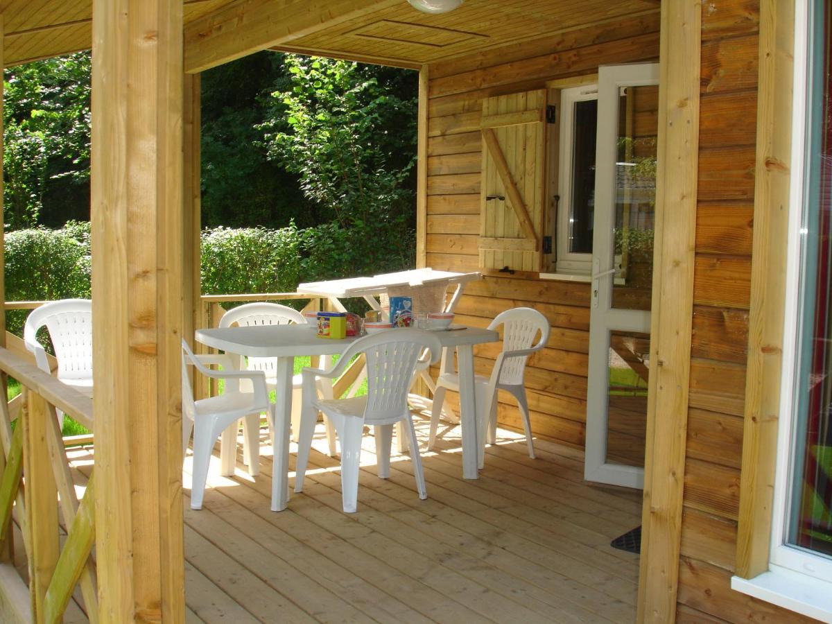 Camping Le Val De Trie Béhen Esterno foto