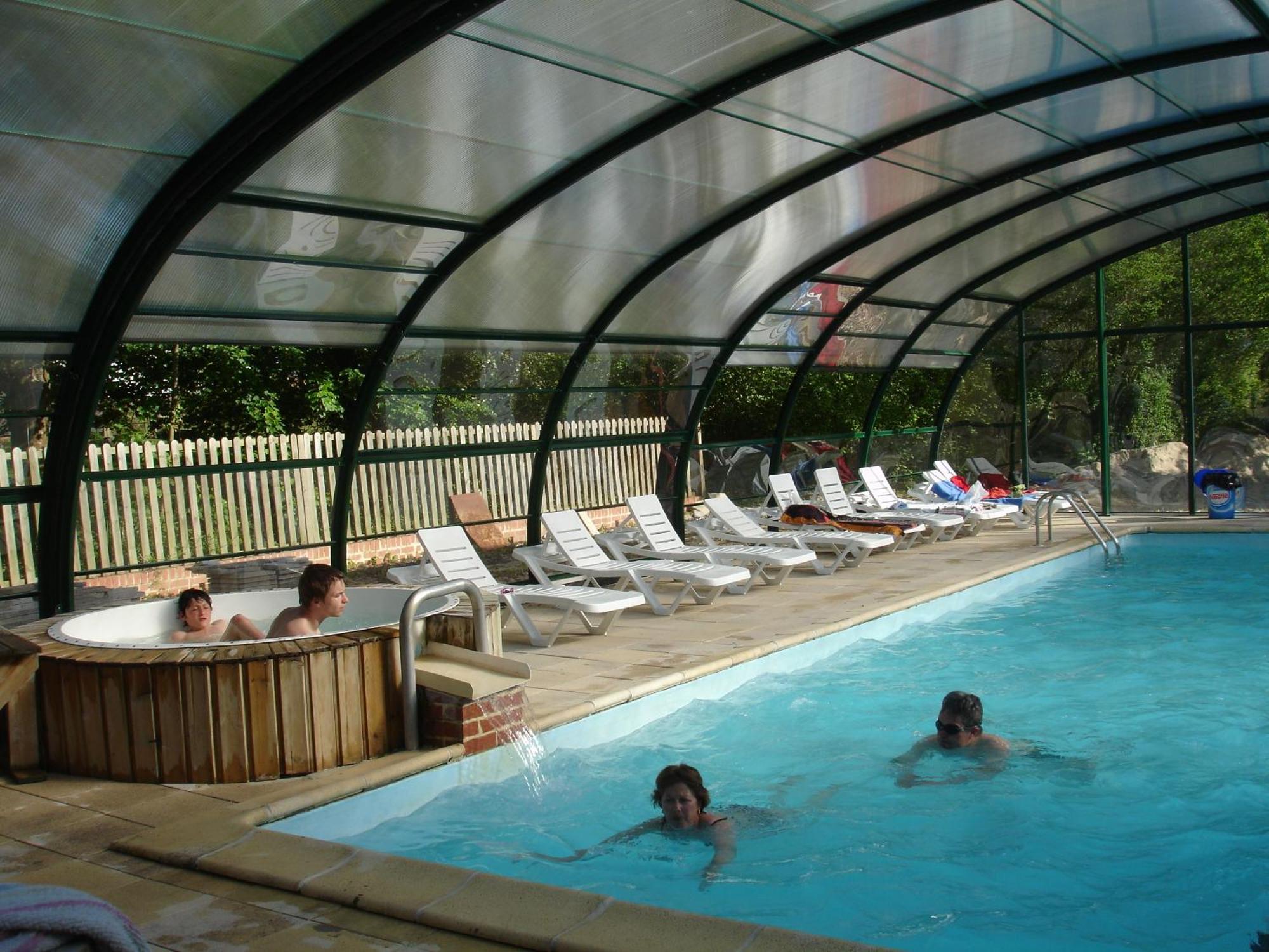 Camping Le Val De Trie Béhen Esterno foto