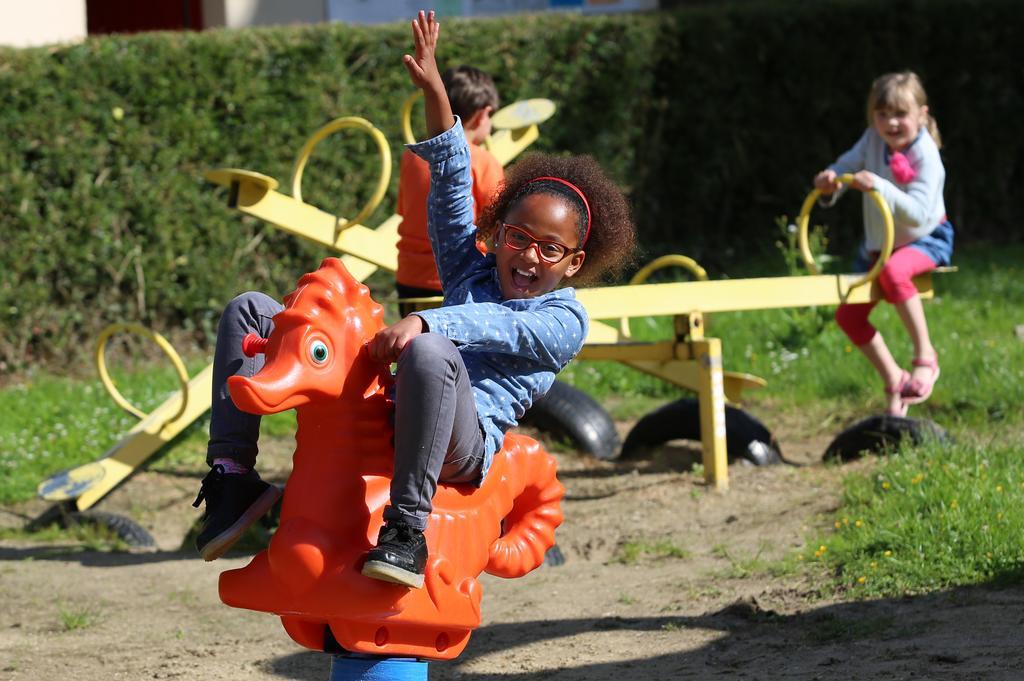 Camping Le Val De Trie Béhen Esterno foto