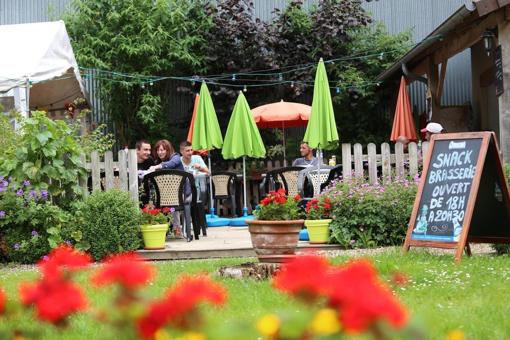 Camping Le Val De Trie Béhen Esterno foto