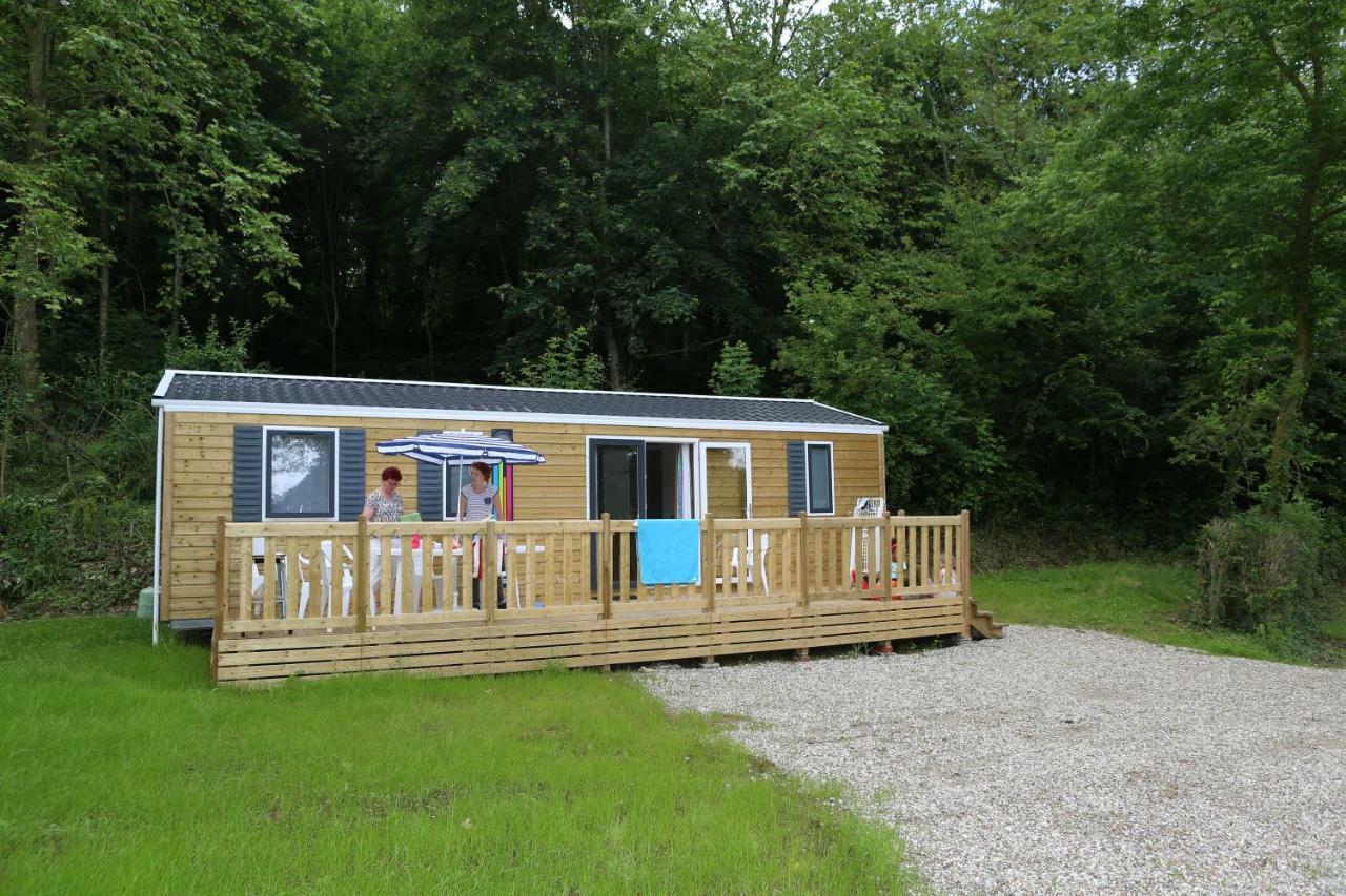 Camping Le Val De Trie Béhen Esterno foto